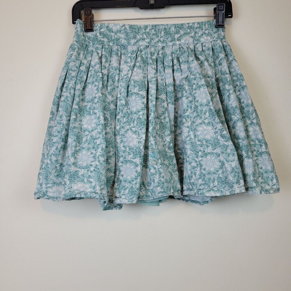 Green & White Floral Short Skirt Size Small